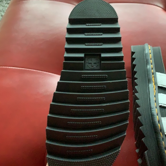 Dr. Martens Blair White Sandals Platforms - Picture 5 of 5